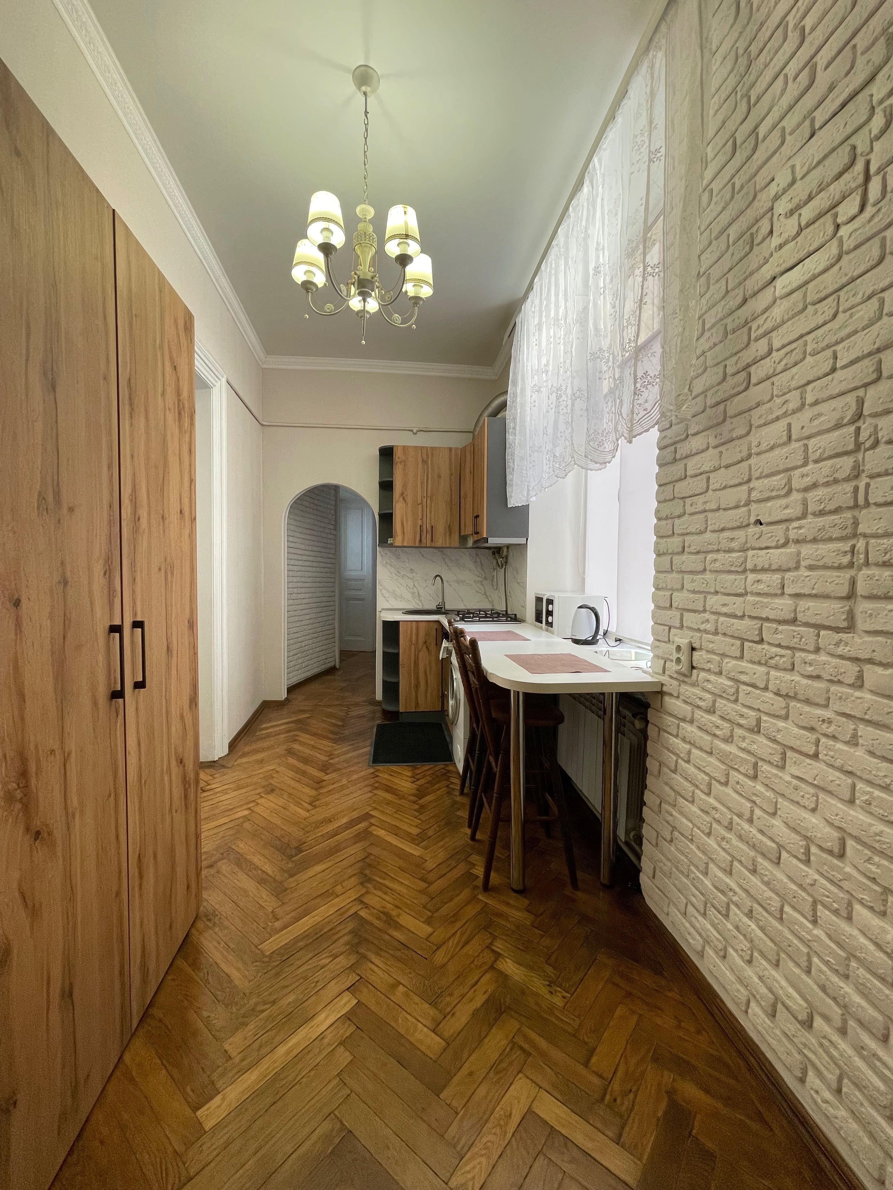 Оренда 2 кімнатної квартири, Коперника центр Львова