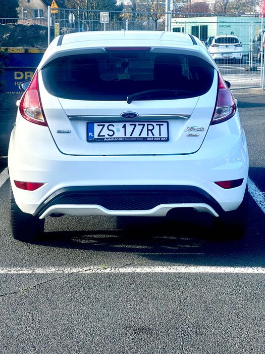 Ford Fiesta 2014 r Benzyna Pakiet ST-Line