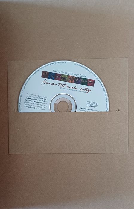 Artesanato Brasileiro Variado Bom Livro com CD impecável
