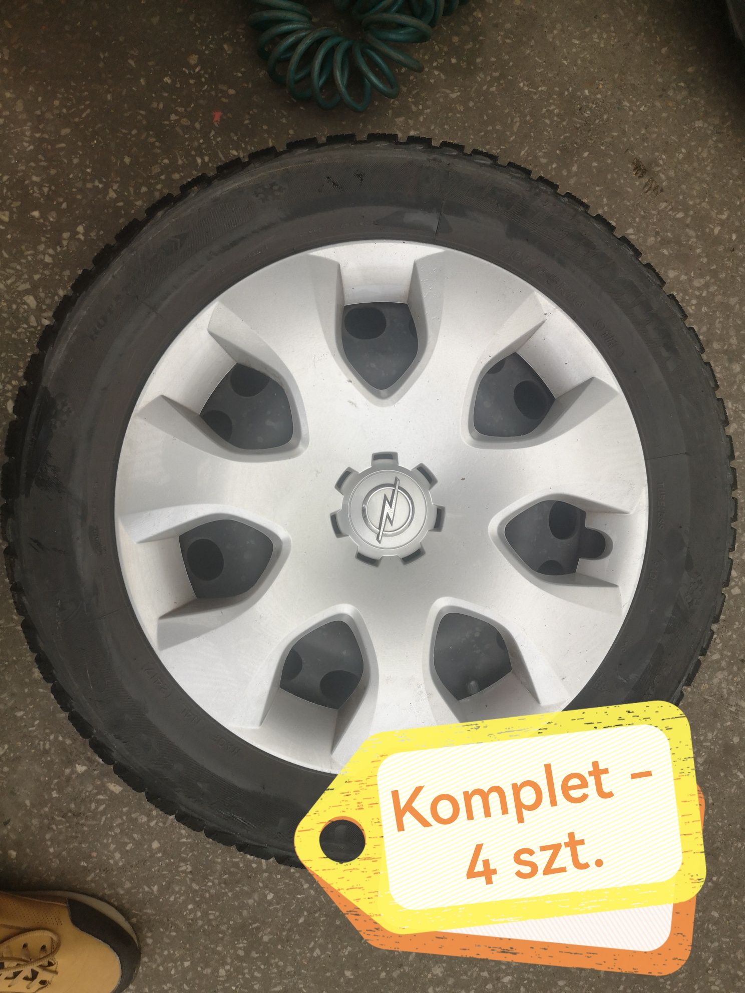 4 Koła (komplet) 205 55 R 16 Opel z czujnikami, opony Firestone zimowe