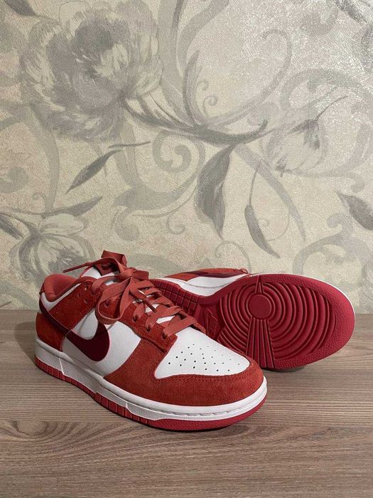 Nike Dunk Low Valentines Day White/Red 38/39 (24-25 cm)