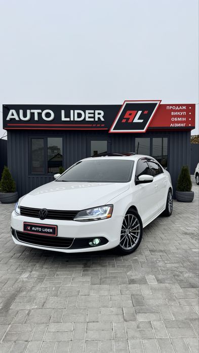 VW Jetta Фольксваген Джета SE 2013 р 1,8 бенз 6АКПП Обслугована