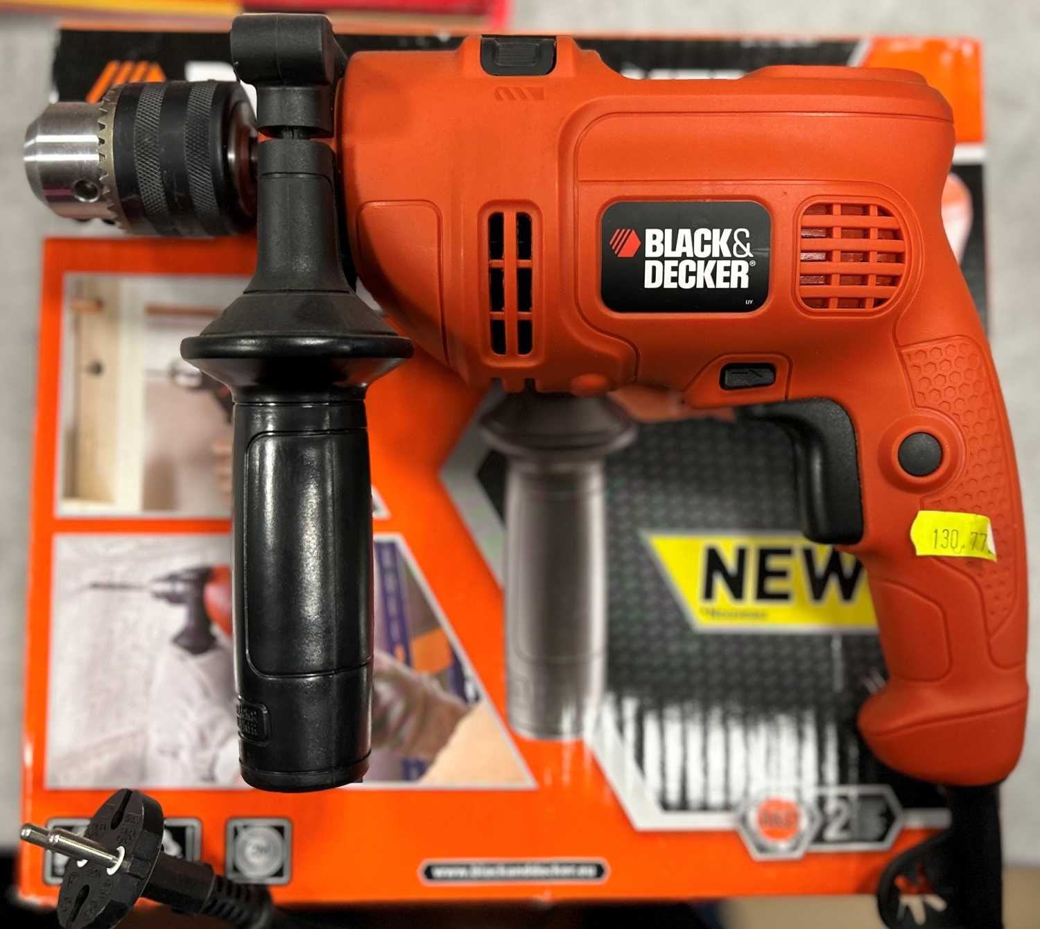 WYPRZEDAŻ Wiertarka udarowa KR504RE Black & Decker w pudełku