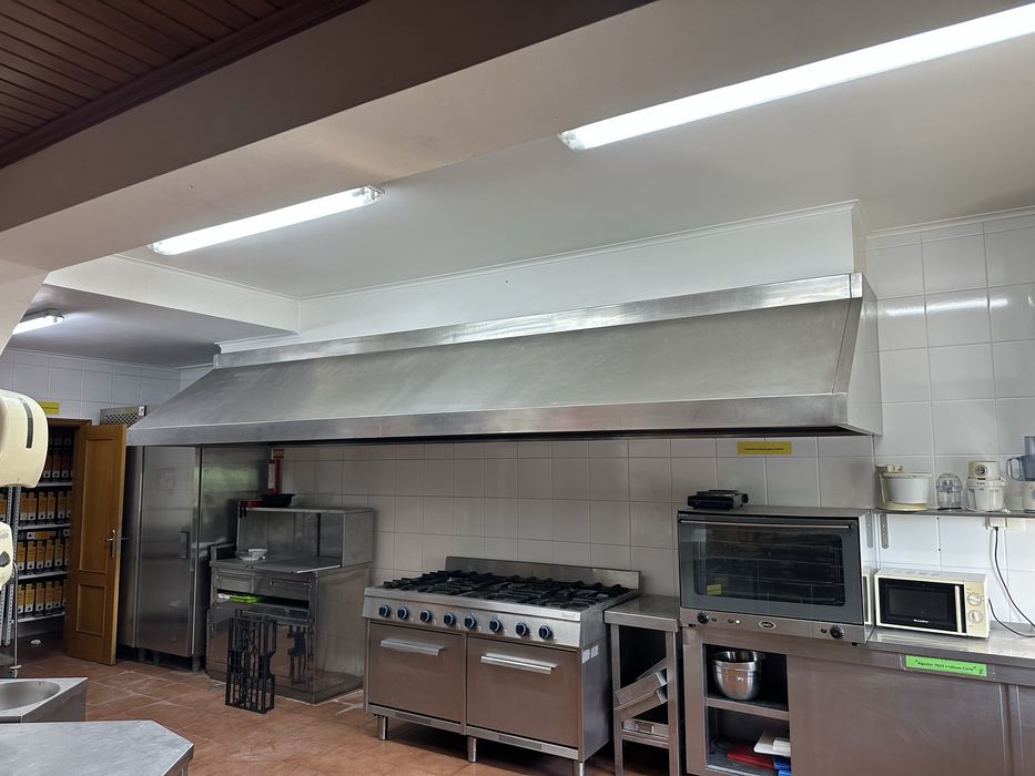 Mobiliário de Restaurante, Ótimo Estado - Oportunidade!