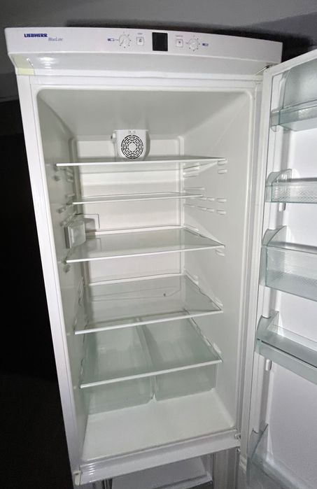 Запчастини для холодильника Liebherr CP 40030