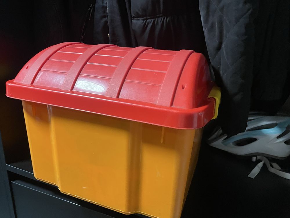 Pudelko szkrzynia na zabawki duza plastikowa