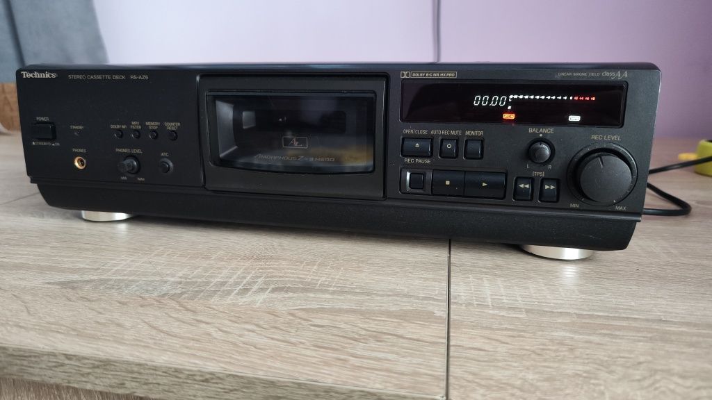 Касетна дека Technics RS-AZ6