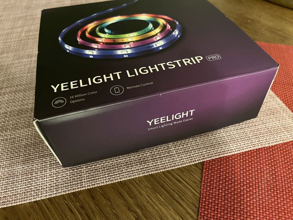 Inteligentna taśma led yeelight lightstrip pro 2m nieużywana