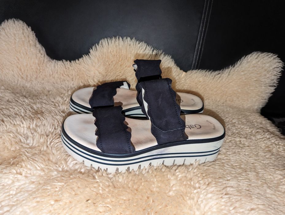 Gabor шльопанці 37 р по устілці 24 см на липучці ширина 8.5 см танкетк