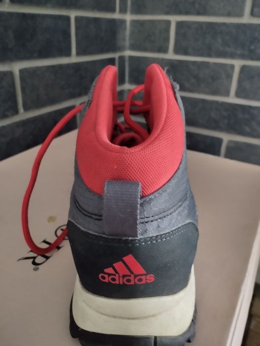 Кросівки,стан ідеальний , Adidas