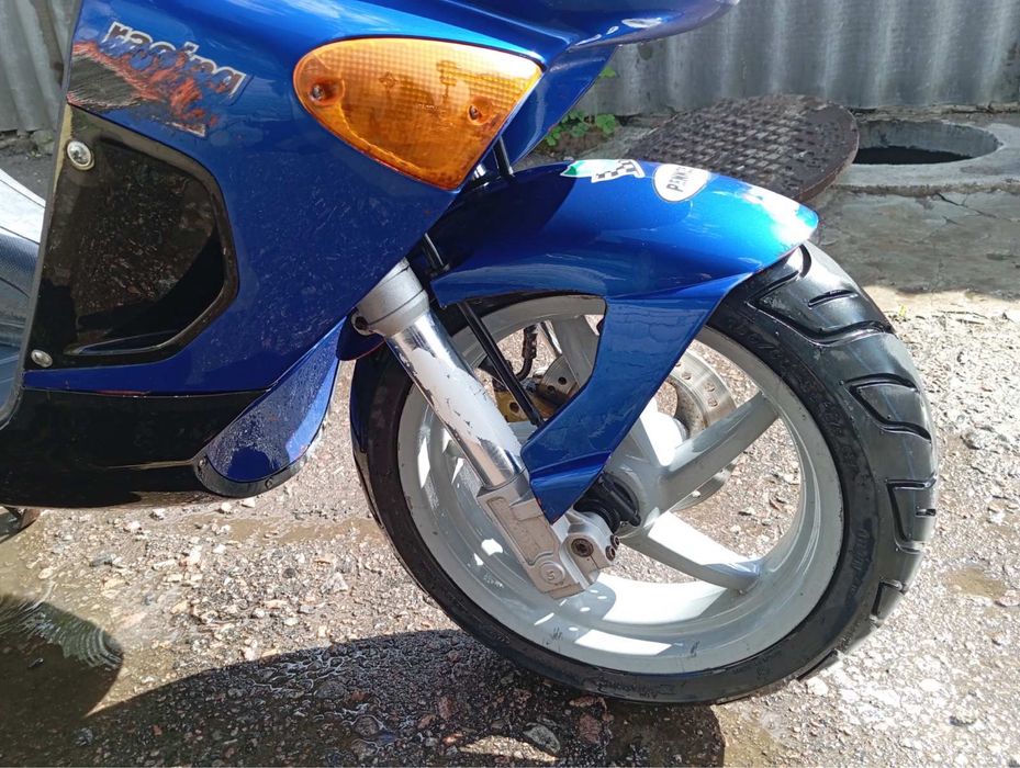 Продам скутер Aprilia sr 50.