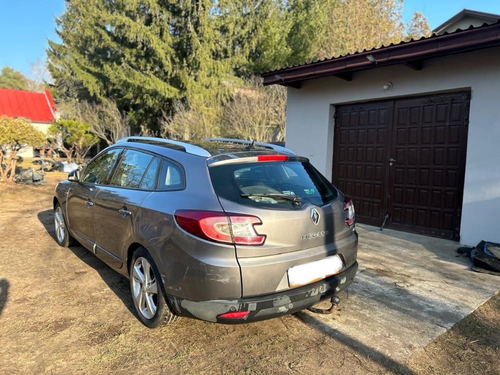 Renault Megane 3 na czesci TEKNG maska drzwi zderzak klapa hak silnik