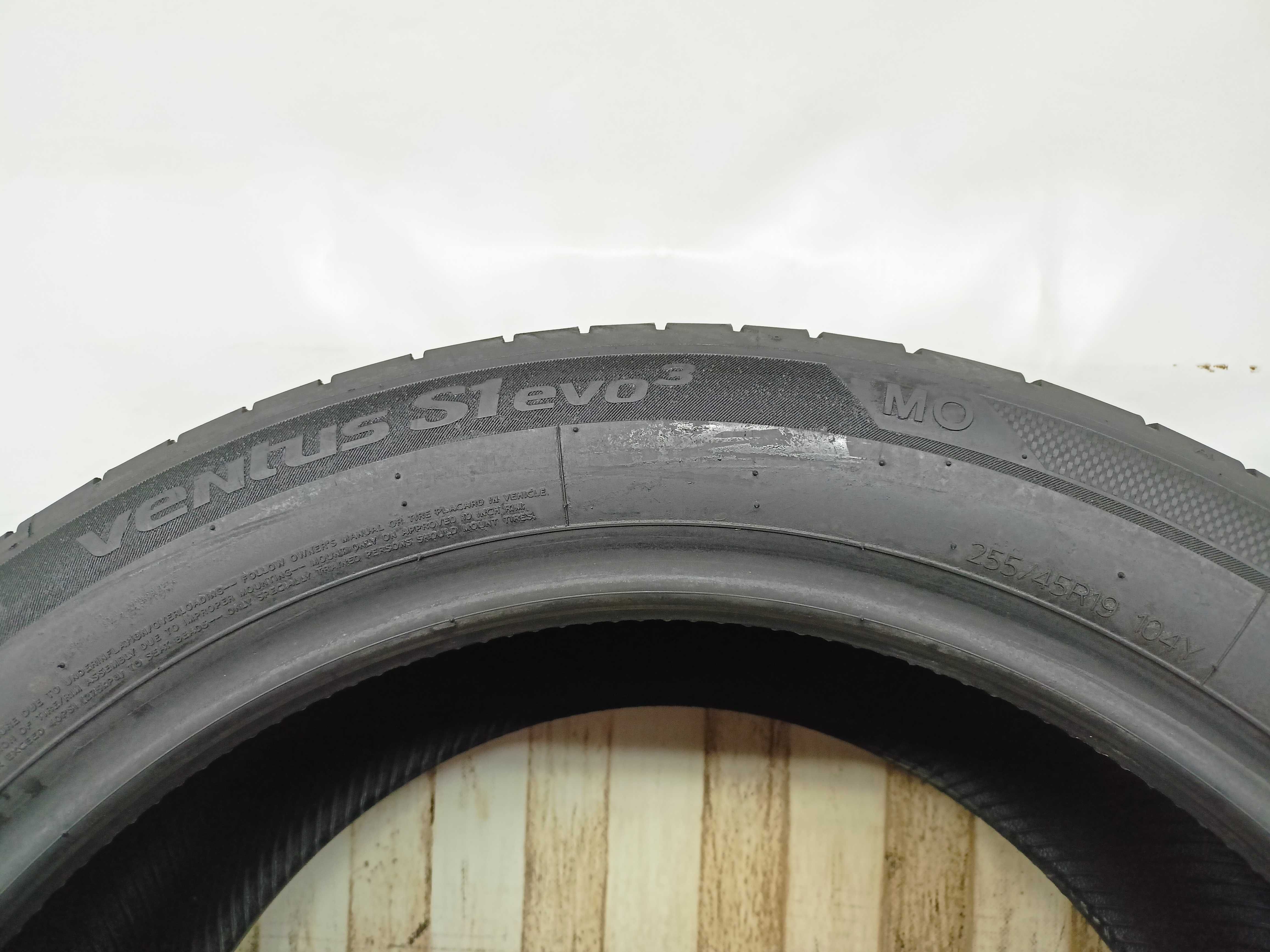 Hankook Ventus S1 Evo 3 255/45/19 2023r. 104Y 7,5mm (5713)