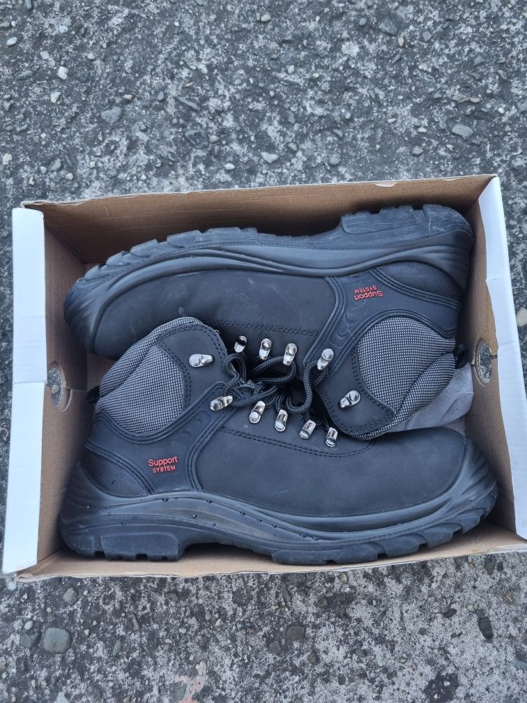 Buty ochronne Bearfield rozmiar 43