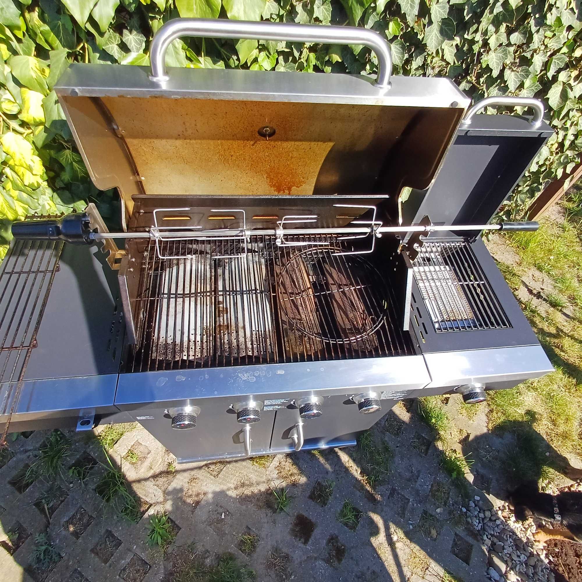 SOLIDNY Grill gazowy Tepro 4+1 palnikowy, moc całkowita 19,7 kW