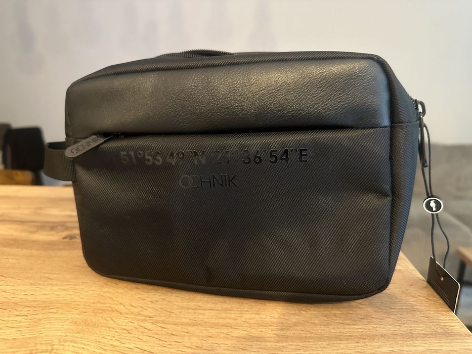 Saszetka kosmtyczka Ochnik nowa.