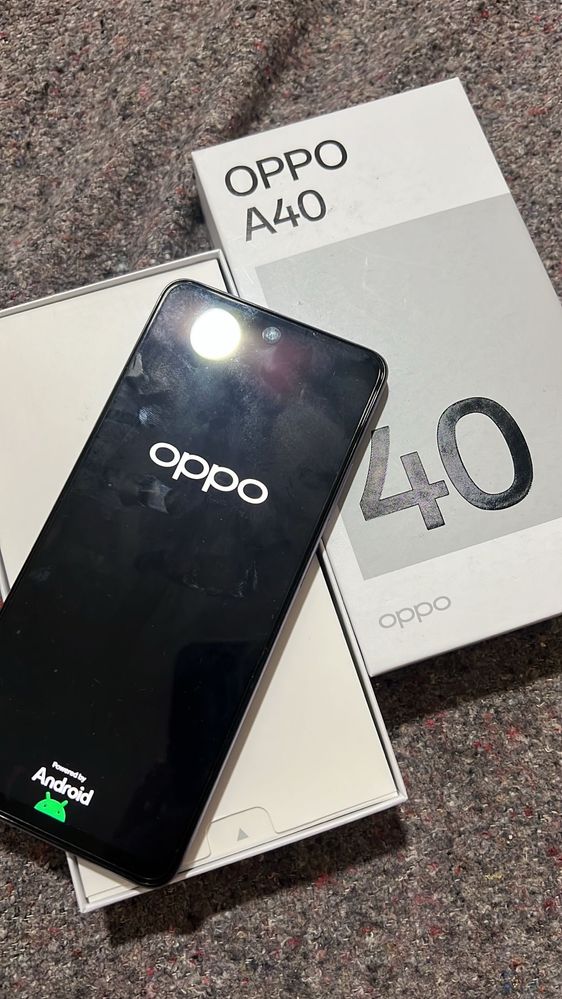 OPPO A40 em bom estado