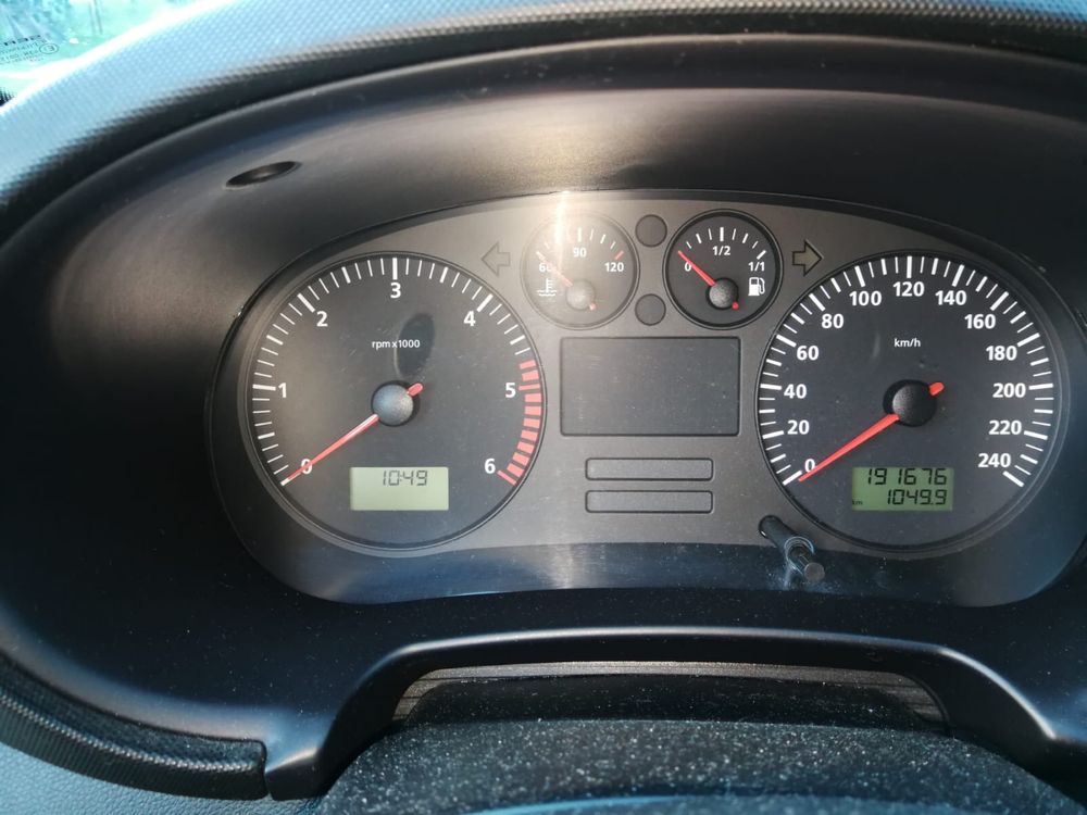 Seat Leon uszkodzony