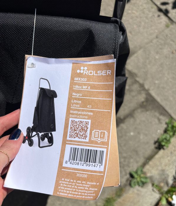 Wózek na zakupy z kółkami na schody