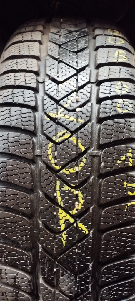 Opony zimowe Pirelli Homologacja BMW 205/60R17