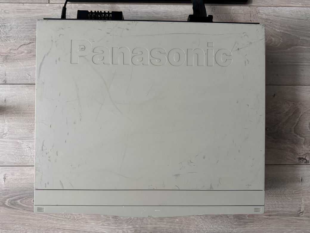 Magnetowid VHS Panasonic AG 4700 + oryginalny pilot