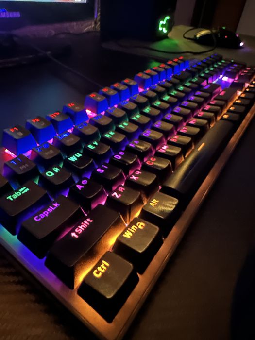 Hator Starfall Rainbow (Не Aula,Ajjaz)