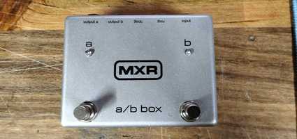 MXR M196 - A/B BOX