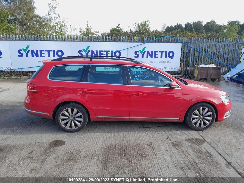 VOLKSWAGEN passat B7 пасат б7