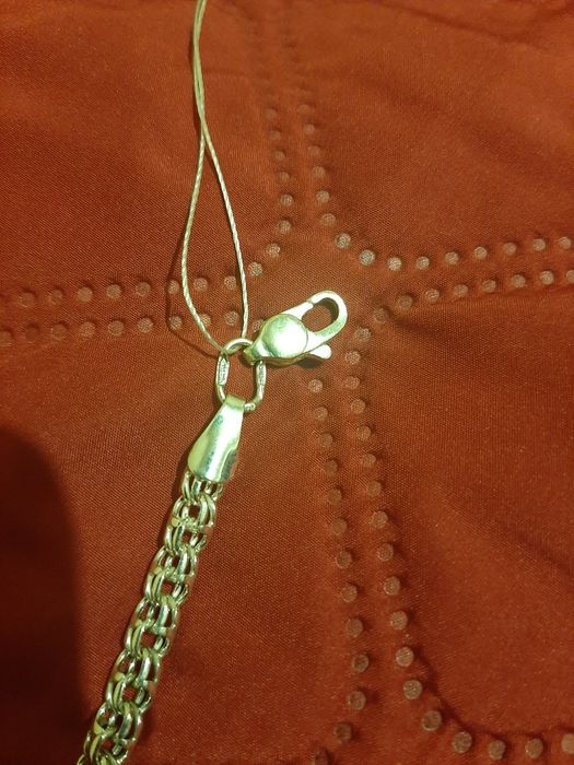 Продам серебряную цепь