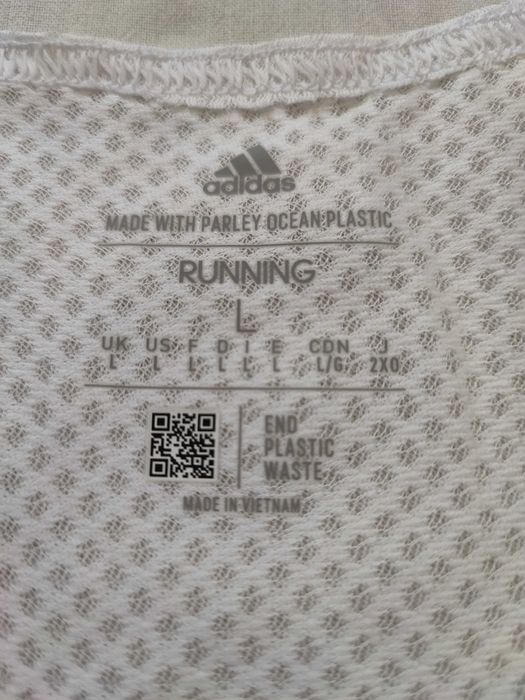 Майка мужская спортивная "Adidas" Размер L (48)Состояние новой вещи!!!