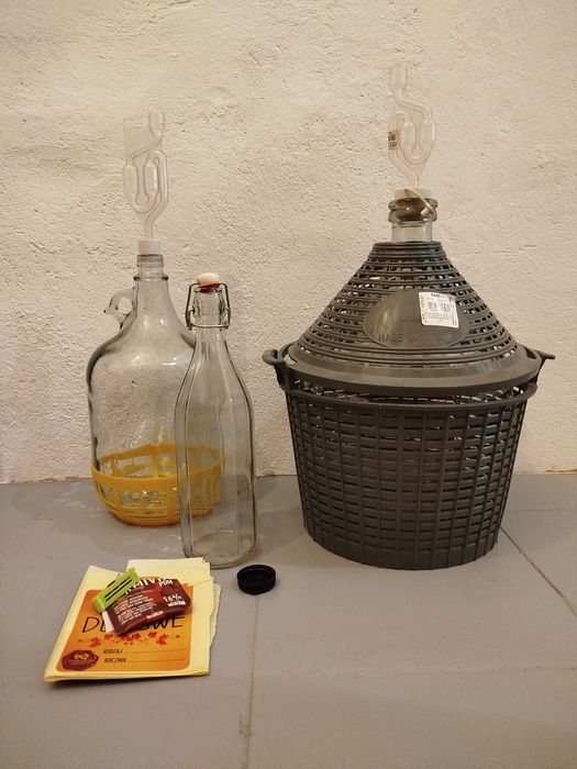 Balon 10l + 5l na wino plus dodatki GĄSIOR winogrona jeśli się pospies