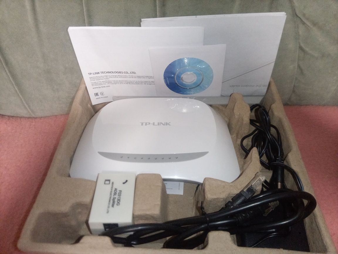 Wi-fi роутер , маршрутизатор новий