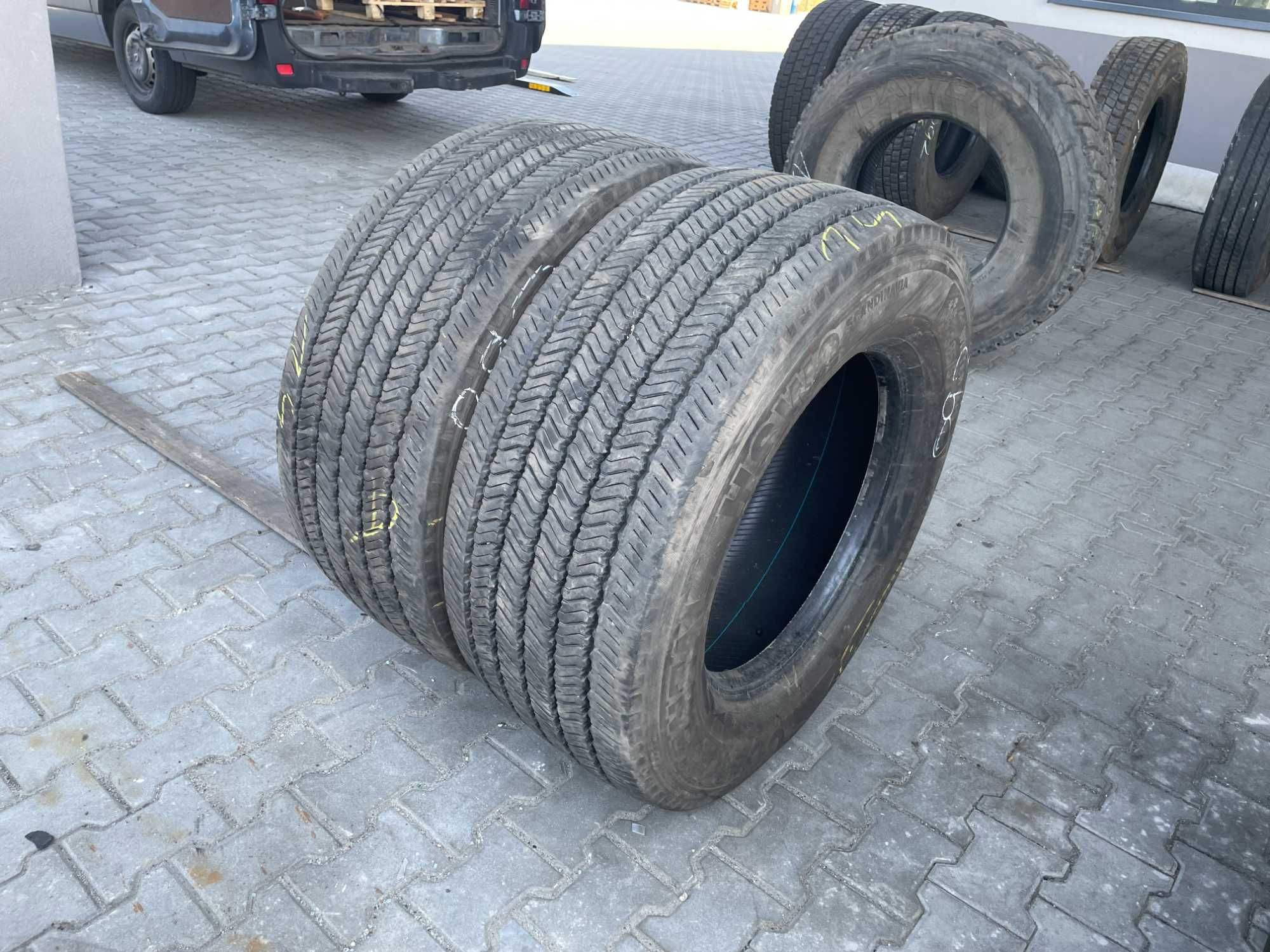 385/55R22.5 Opony CONTINENTAL HSW2 SCANDINAVIA Przód hsw para