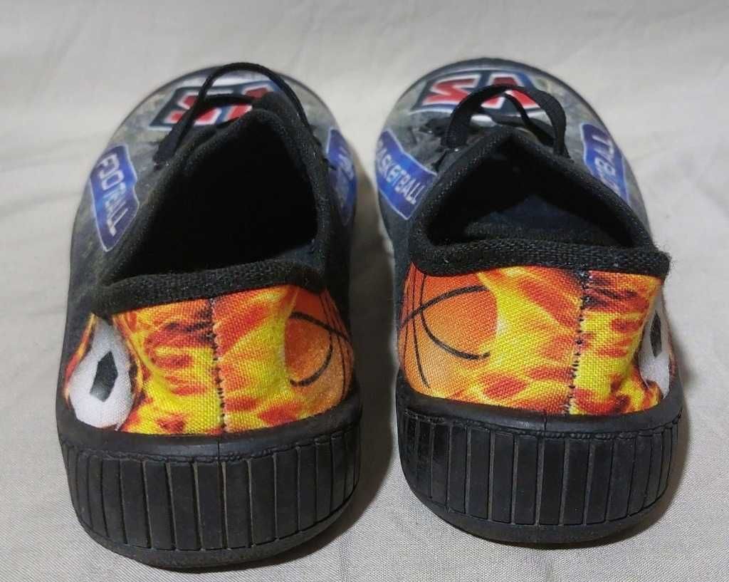Buty na WF dla chłopca rozm. 34