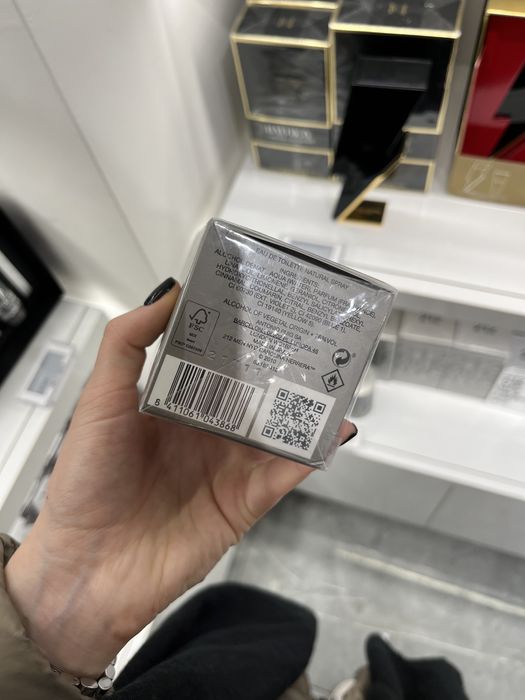 Carolina Herrera 212 Men NYC  100 ml