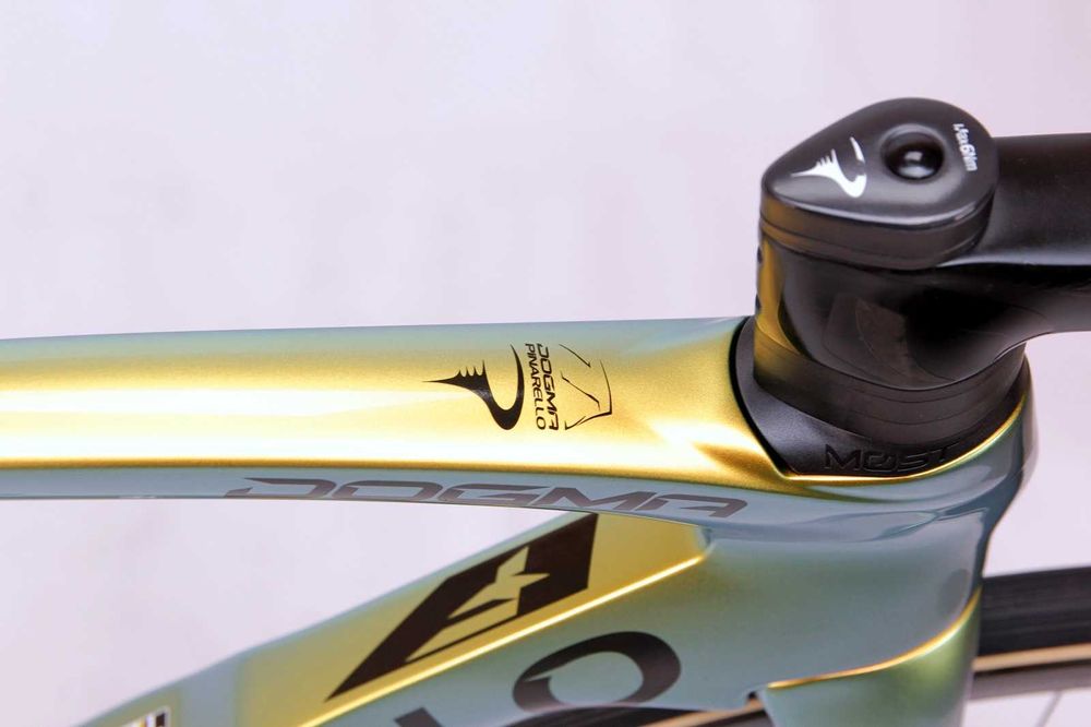 Rower szosowy PINARELLO DOGMA F Disc Shimano Dura Ace Di2, roz. 46,5