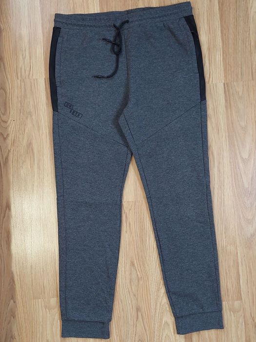 Чоловічі спортивні штани.cropp, розмір L.