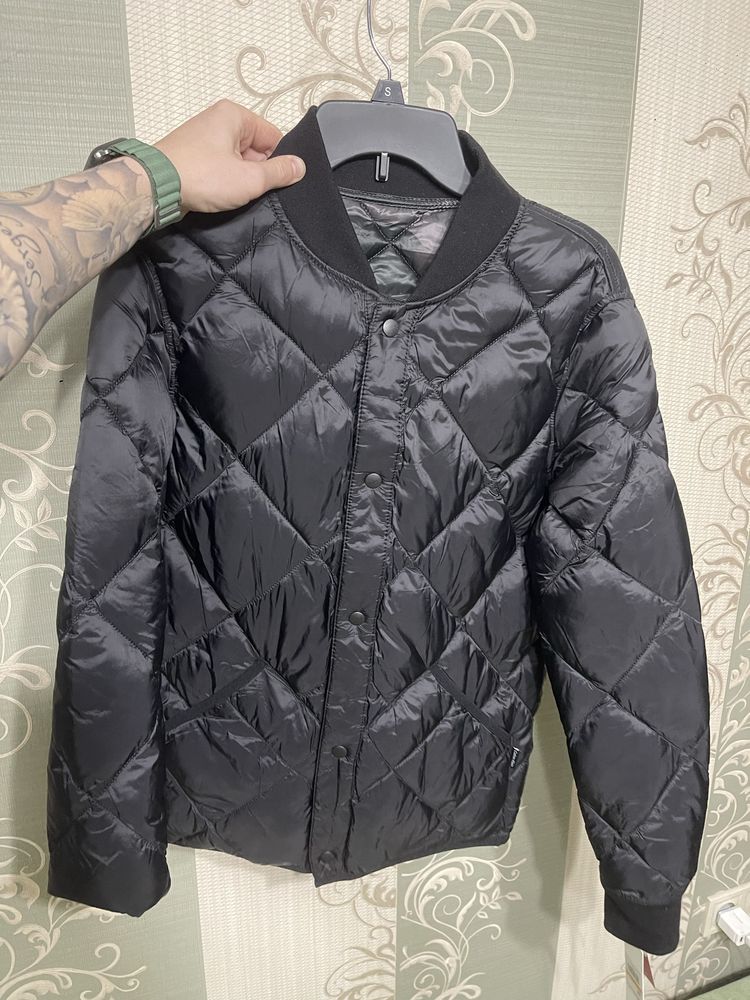 Двостороння куртка /бомбер  Calvin Klein reversible jacket in black