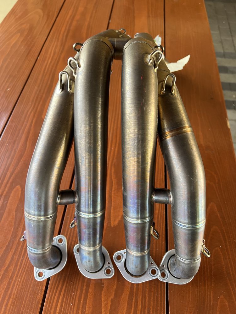 Yamaha r6 rj15-rj27 kolektor wydechowy akrapovic