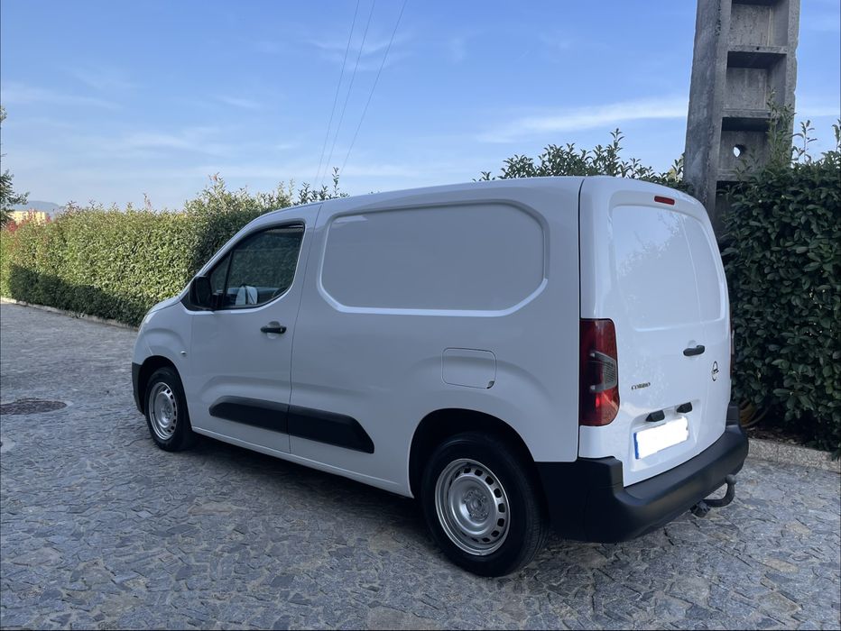 2020 - Opel combo 1.6 cdti (IVA dedutivel)