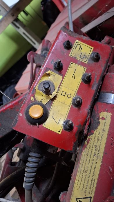 Przyczepa samozbierająca Pottinger