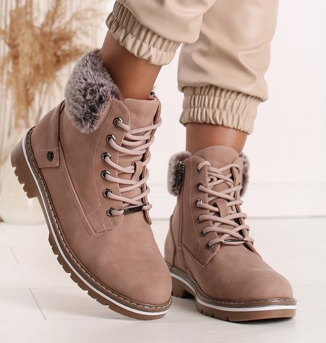 Жіночі зимові черевики з екошкіри