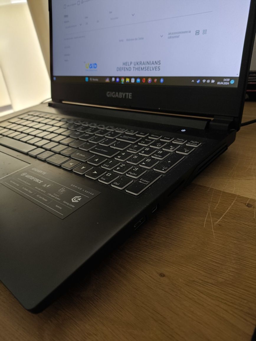 Laptop Gigabyte G5 i5-10500H/16GB/960/W10 RTX3060p 144Hz
