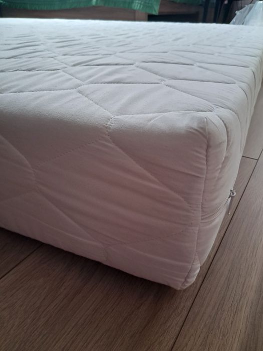 Materac piankowy 180x200