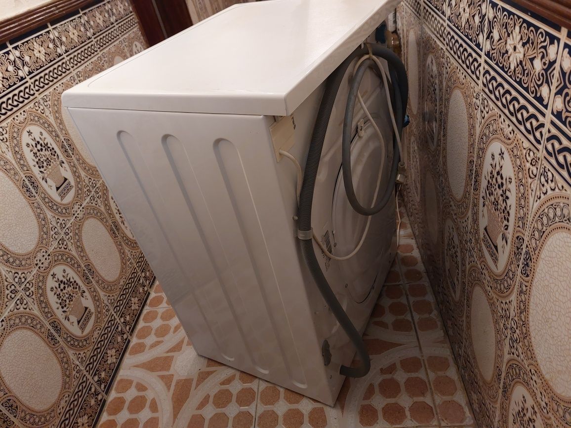 Vendo máquina Lavar Roupa 7Kg Indesit