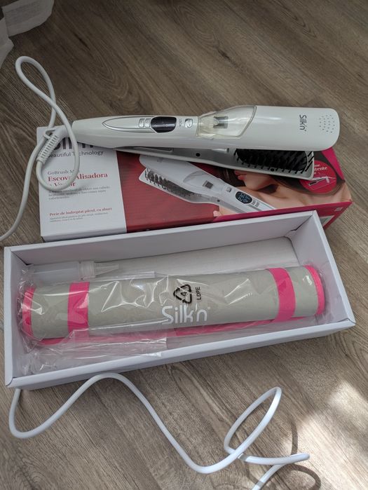 Escova alisadora a vapor