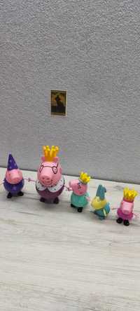 Королевская семья свинки Пеппы