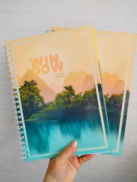 Zeszyt w kratkę A4 Interdruk 100 kartek w twardej oprawie 2szr