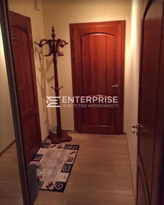 Продаж 2-к квартири з ремонтом та меблями  вул. Бальзака Троєщина