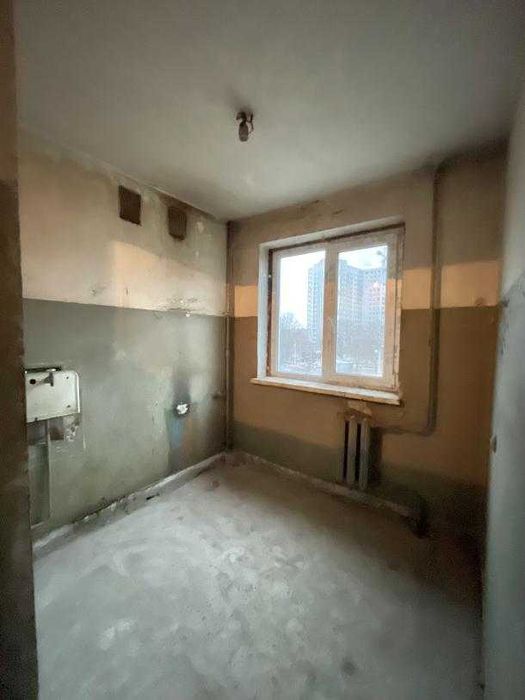 Продам 2 кімнатну квартиру на Нових Будинках.